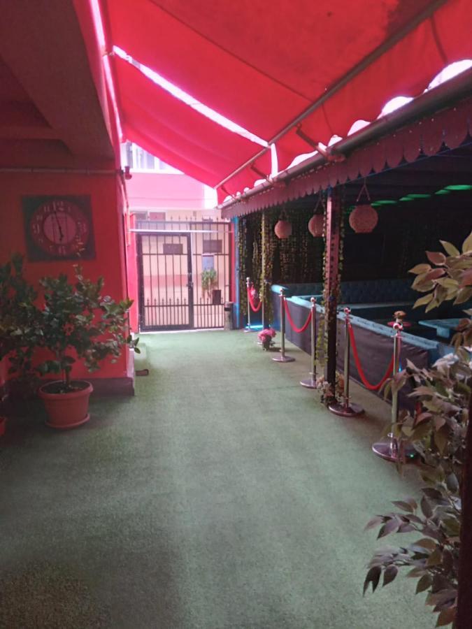 مبيت وإفطار بوخارست Ely'S Mansion-24H Check-In المظهر الخارجي الصورة